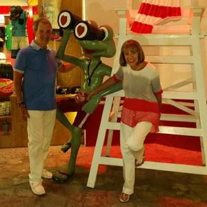 Meet your Posher, Joni